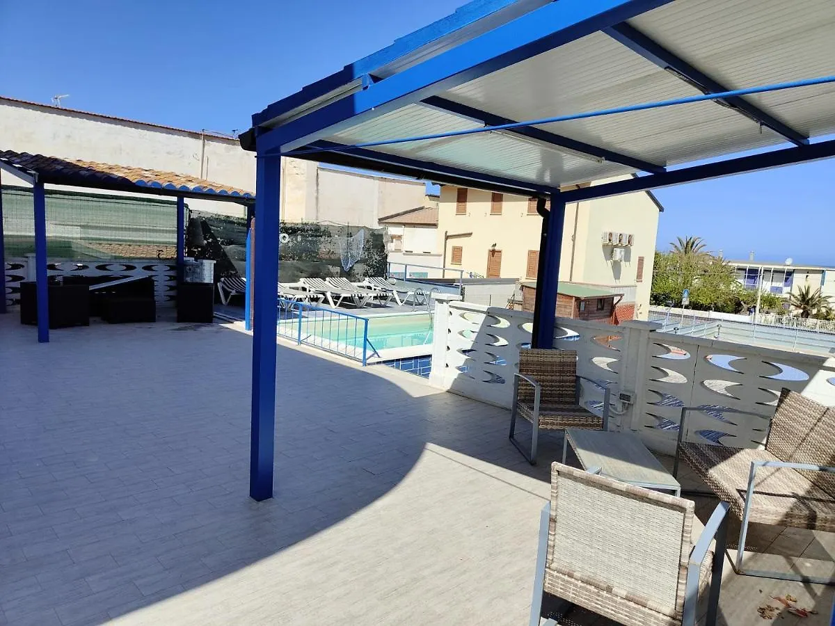 Elegant Apartment In Alcamo Marina 90 M² With Shared Pool イタリア
